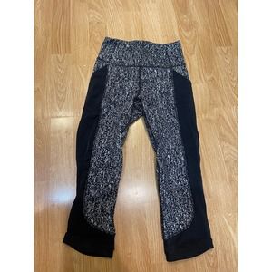 Lululemon Fit Physique Crop (19")